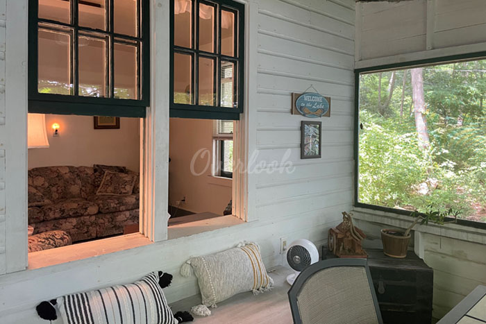 Overlook Cottage Screened in Back Porch